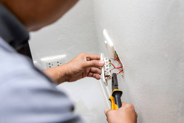 Best Affordable Electrician  in Carlisle Rockledge, AL
